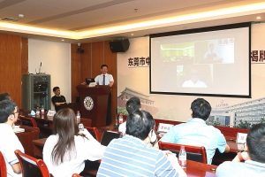 中德萬里連線，探索脊柱手術學習曲線