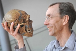 2022 Nobel Prize in Physiology or Medicine: The major genetic risk factor for severe COVID-19 is inherited from Neanderthals